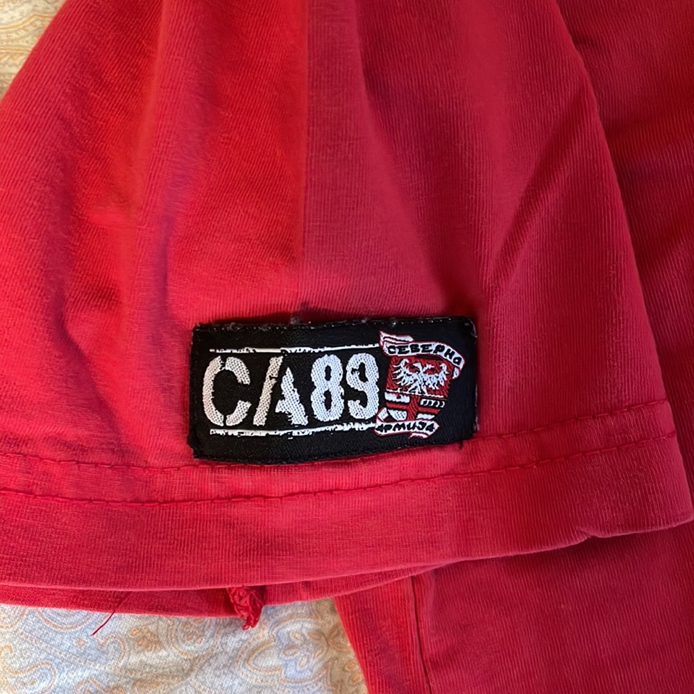 Red Tshirt 100%cotton - Picture 3 of 3